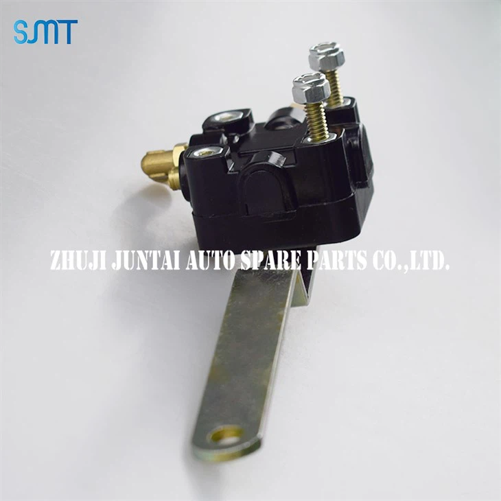 55521-Q115 Leveling Valve high quality