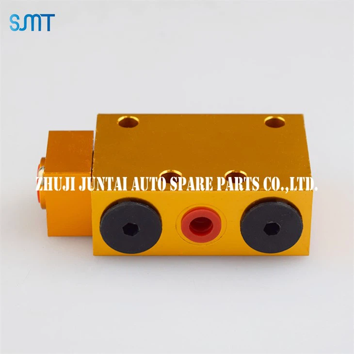 5000789615 Directional Valve